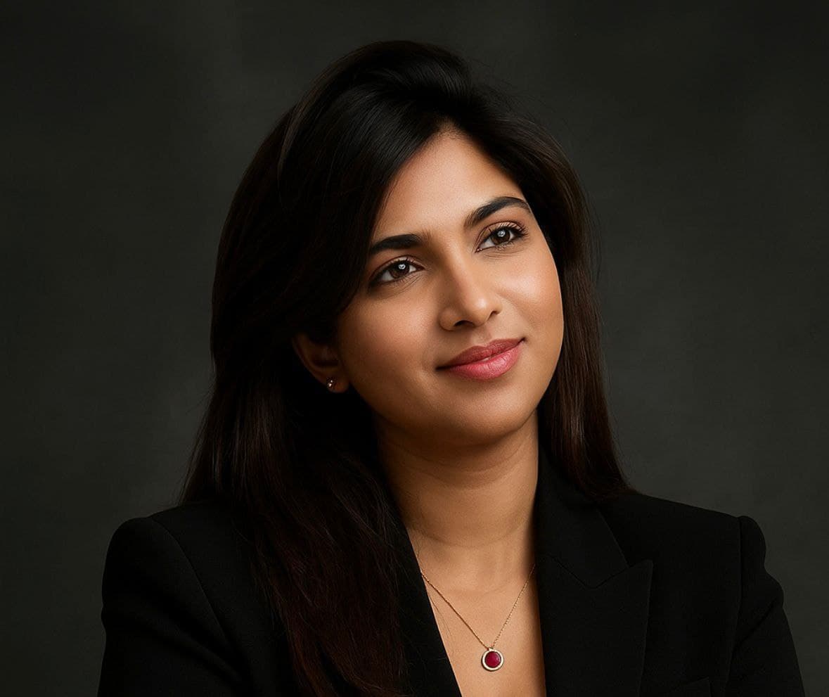 Photo of Dr. Ashna